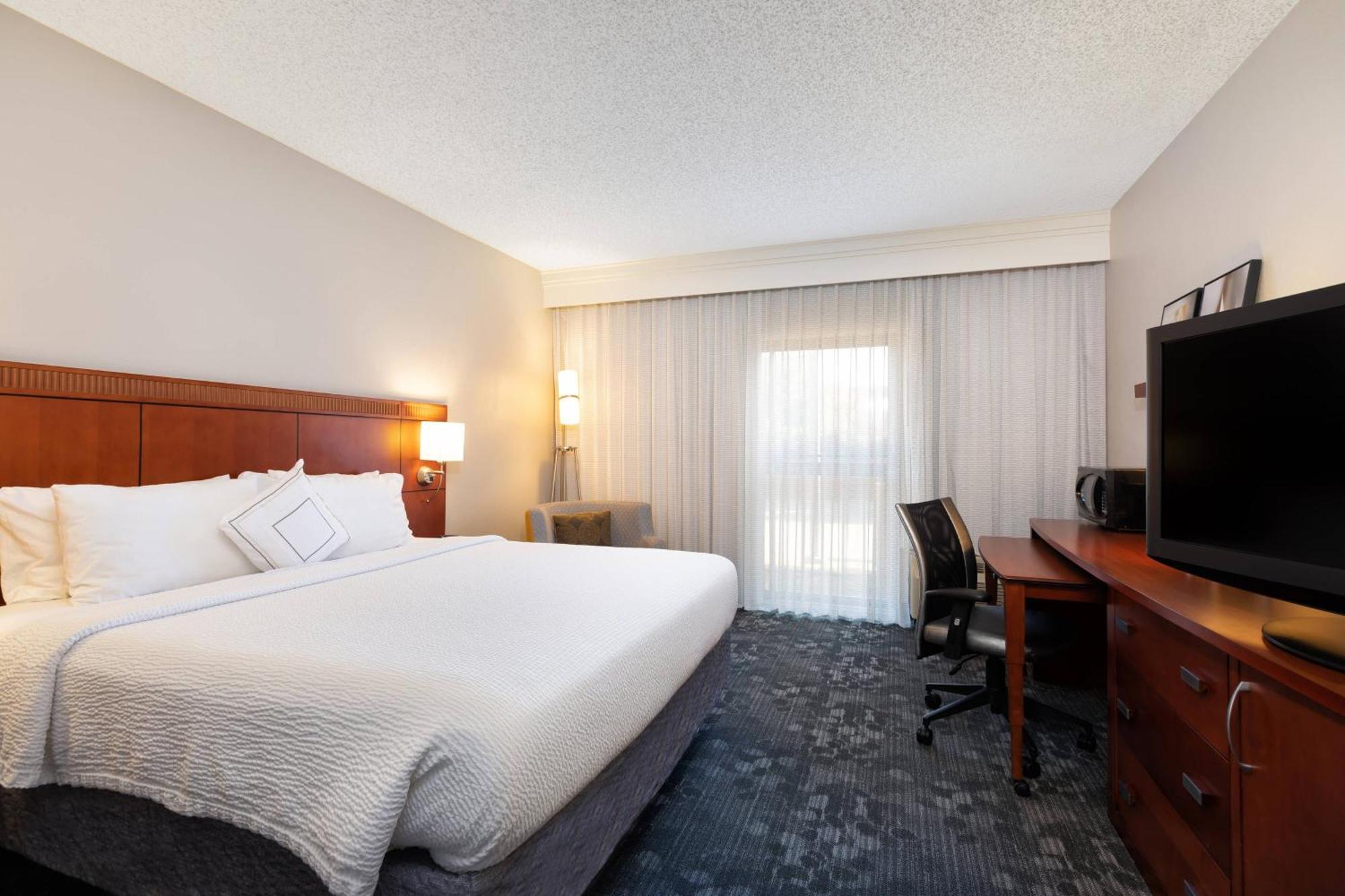 Courtyard By Marriott Dallas-Fort Worth/Bedford Extérieur photo
