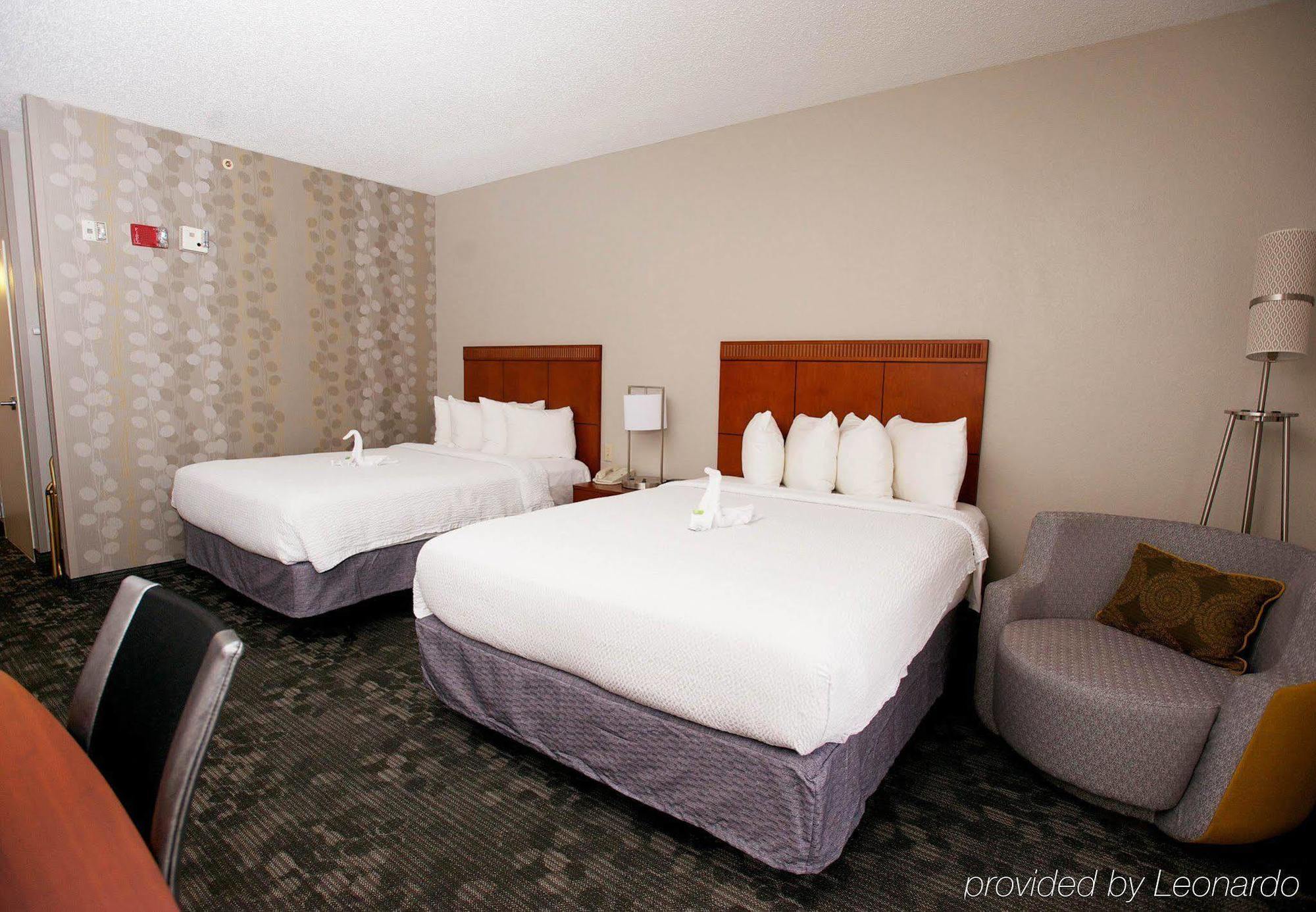 Courtyard By Marriott Dallas-Fort Worth/Bedford Extérieur photo